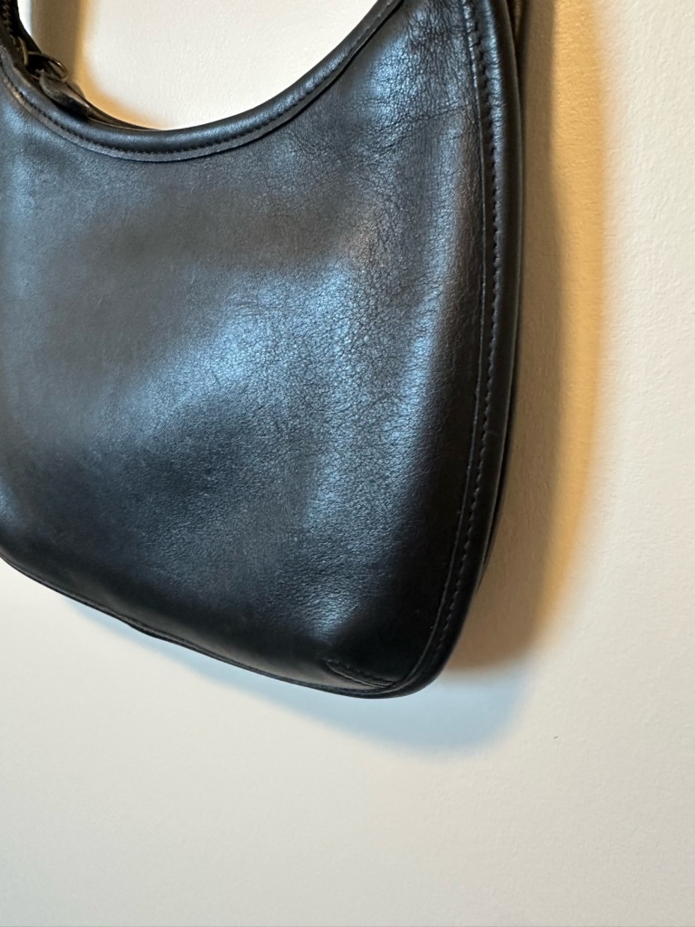 Coach Black Leather Vintage Mini Ergo - Picture 4 of 11